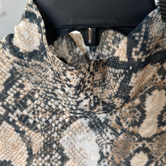 Express top - Picture 3 of 4